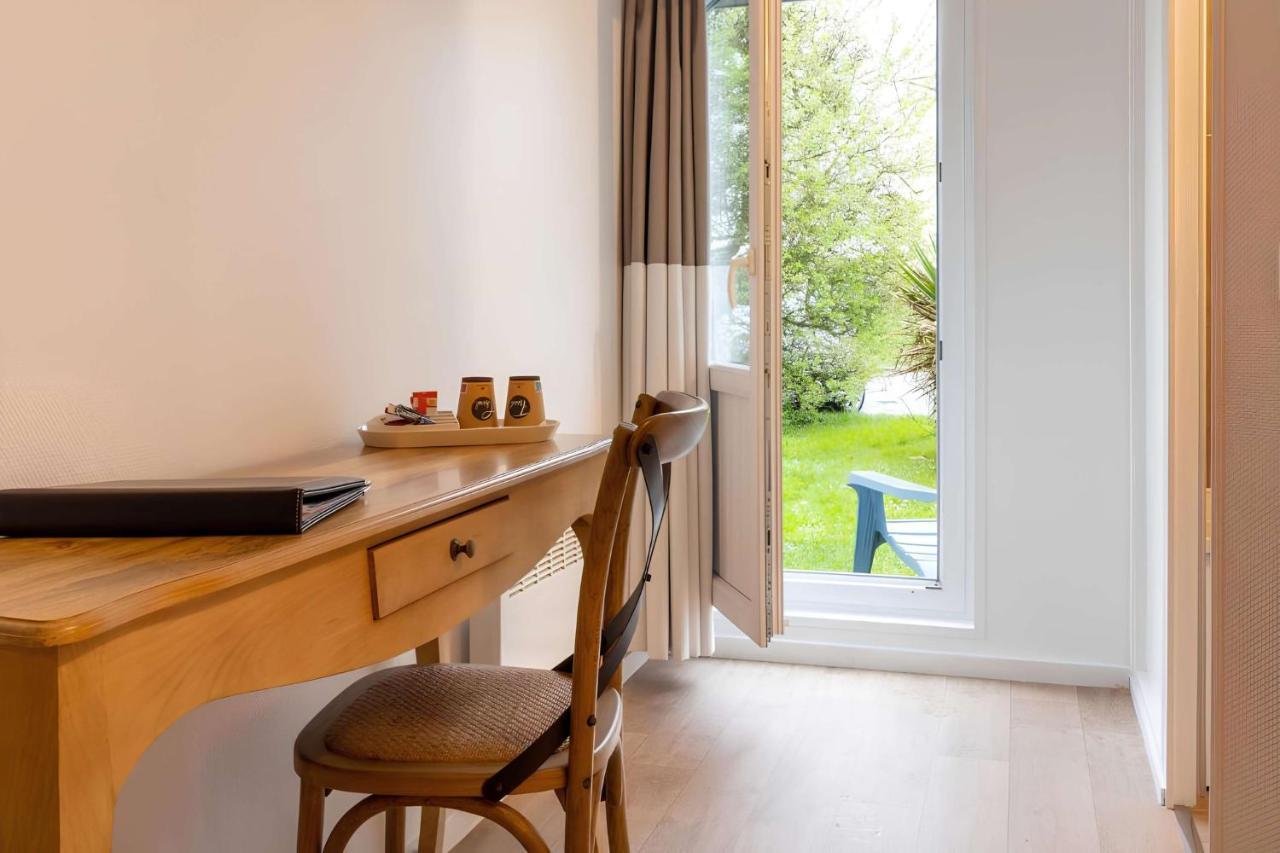 Hotel Sure By Western 3*