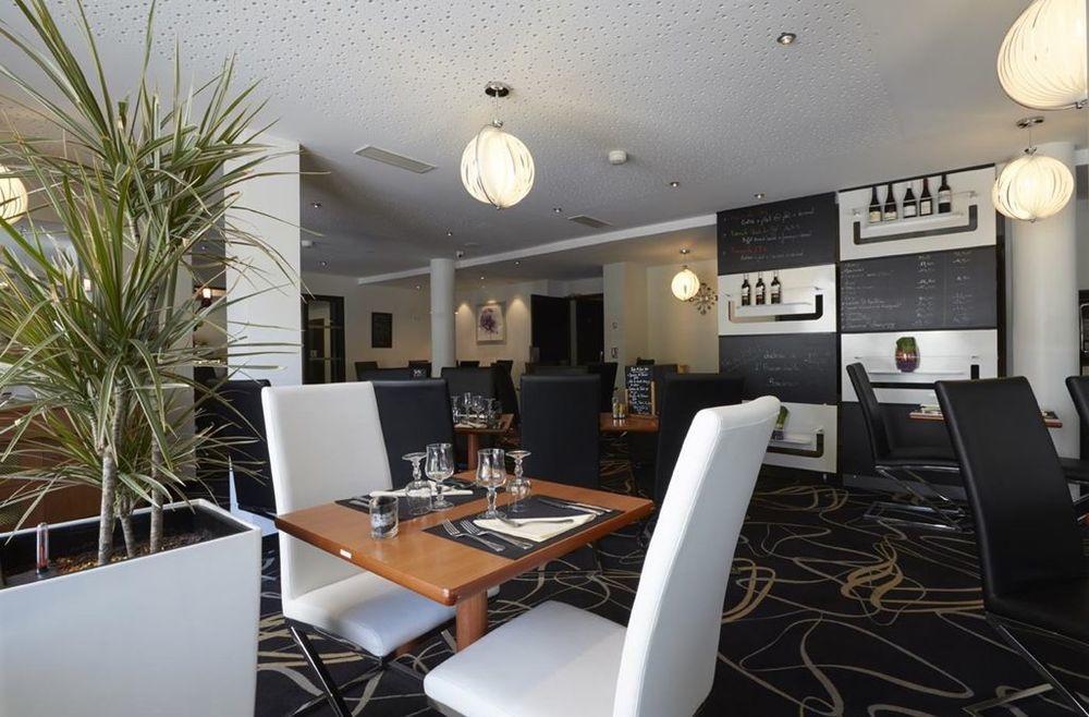 Hotel Sure By Western 3*